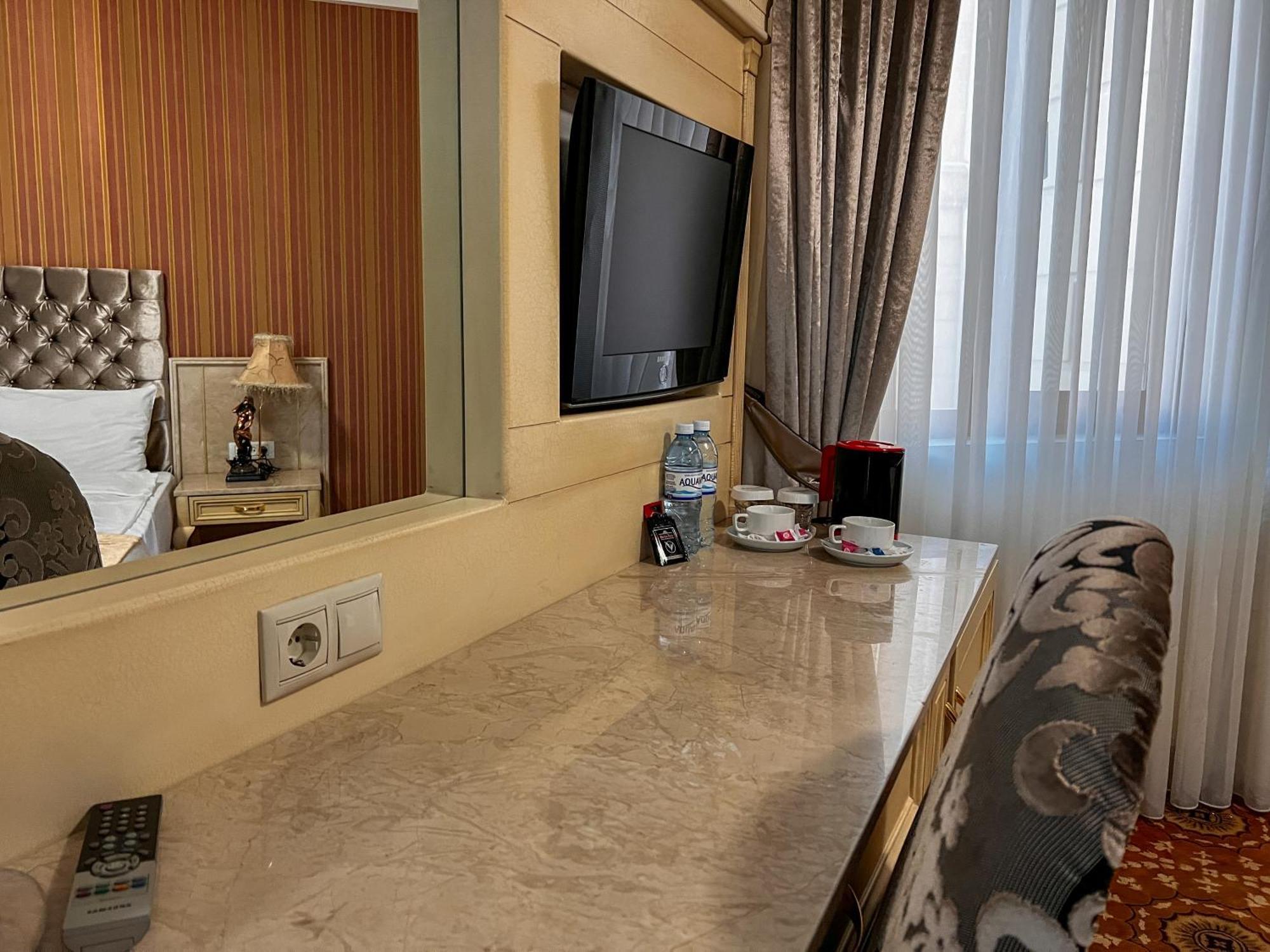 Atropat Old City Hotel Baku Luaran gambar
